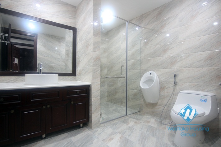 03 bedrooms apartment in the high floor for rent in Tay Ho district.